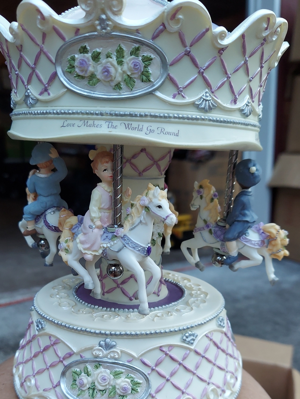 Classic Cream & Pink Carousel -